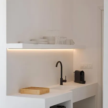 Parolea Luxury Living Hotel *