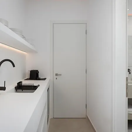 Parolea Luxury Living *